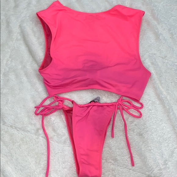 Pink bikini set - Picture 2 of 2